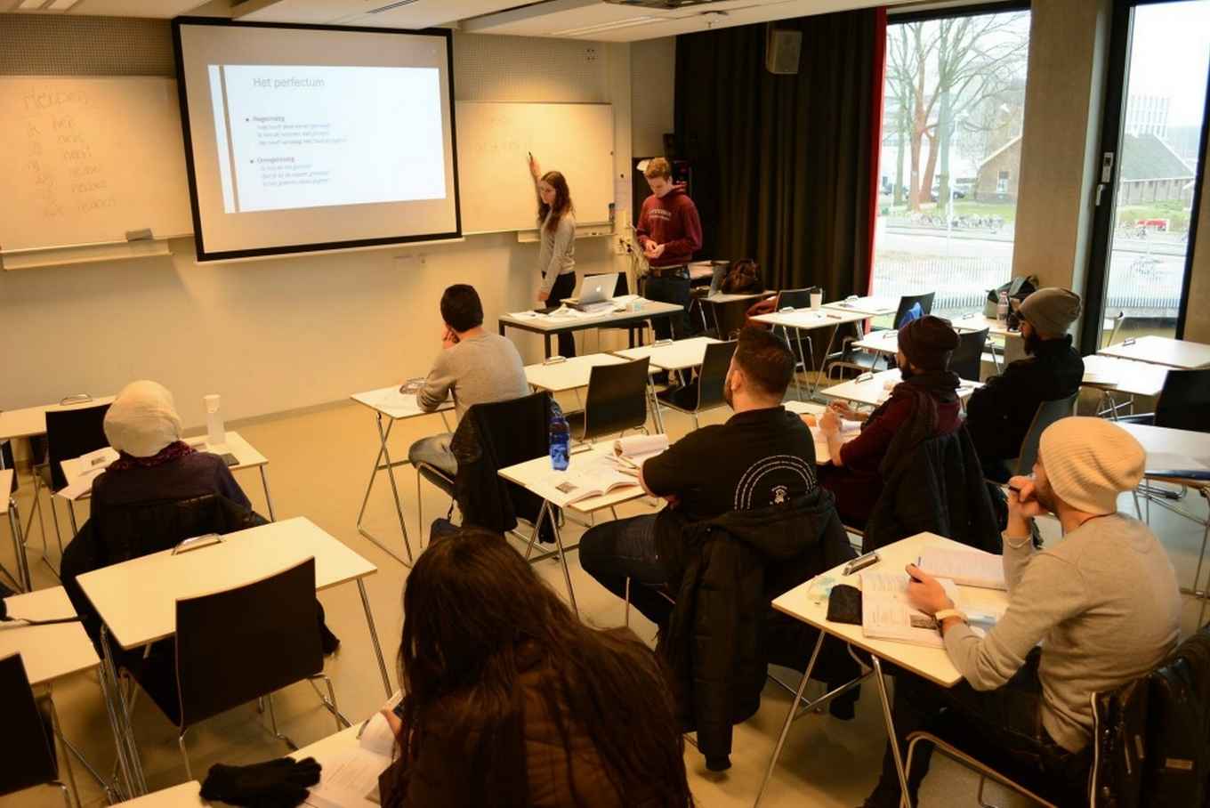 Right2Education Amsterdam,Guest Students Amsterdam,Refugee students Amsterdam University College
